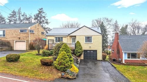 152 Gass Rd, Pittsburgh, PA, 15229-1006 | Card Image