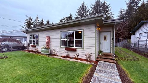 1009 Lake St, Sitka, AK, 99835-7210 | Card Image