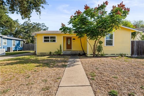 3620 Austin St, Corpus Christi, TX, 78411-1730 | Card Image