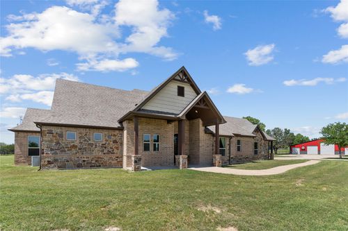 377 Russell Ln, Weatherford, TX, 76087-7693 | Card Image