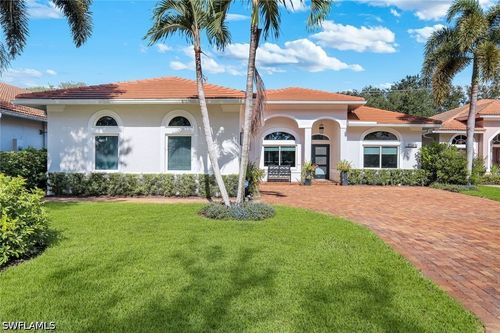 10831 Fieldfair Dr, NAPLES, FL, 34119-8960 | Card Image