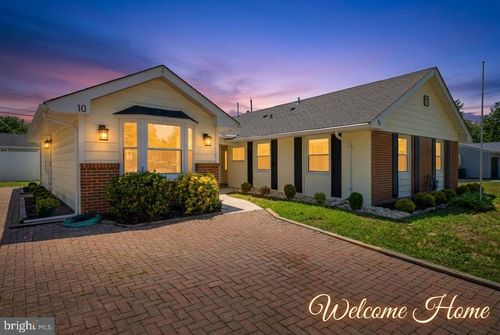 10 Midfield Ln, WILLINGBORO, NJ, 08046-2944 | Card Image