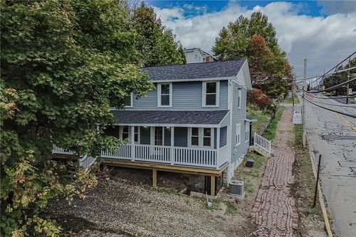 321 Point St, Saltsburg, PA, 15681-1117 | Card Image