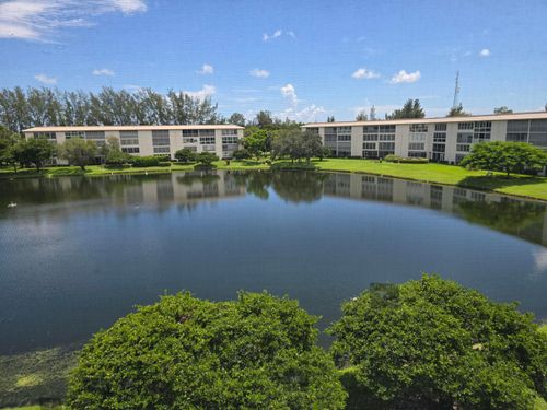 e4-1902 Bermuda Cir, Coconut Creek, FL, 33066-2807 | Card Image