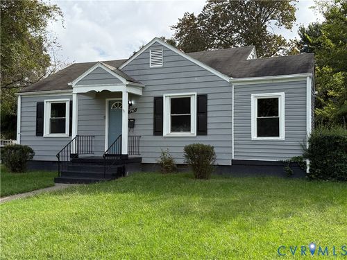 3913 W Chatham Dr, Richmond, VA, 23222-1205 | Card Image