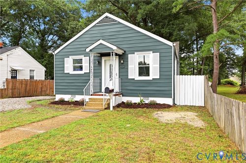 656 Battery Pl, Colonial Heights, VA, 23834-3206 | Card Image