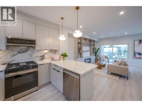 106-784 Argyle St, Penticton, BC, V2A5N7 | Card Image