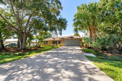 2326 Se Saphire Terrace, House other with 2 bedrooms, 2 bathrooms and null parking in Port St Lucie FL | Image 1