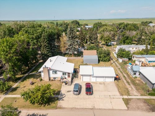 237 Noble Street, Barons, AB, T0L0G0 | Card Image