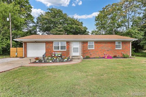 102 Toni Ct, Collinsville, IL, 62234-4856 | Card Image