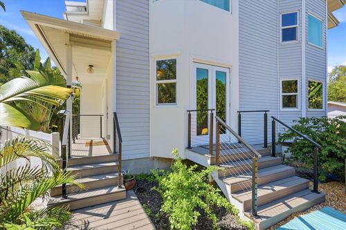 2538 Trinidad St, SARASOTA, FL, 34231-5224 | Card Image