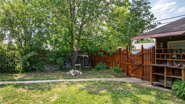 11 E White St, House other with 3 bedrooms, 2 bathrooms and null parking in Ely MN | Image 38