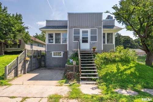 2059 45th St, Rock Island, IL, 61201-4917 | Card Image