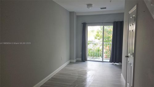 apt-205-853 Sw 2nd St, Miami, FL, 33130-1254 | Card Image