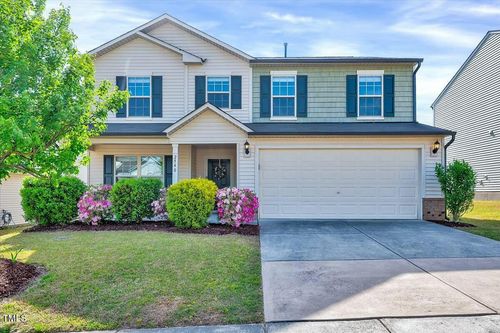 2540 Averon Dr, Fuquay-Varina, NC, 27526-5584 | Card Image