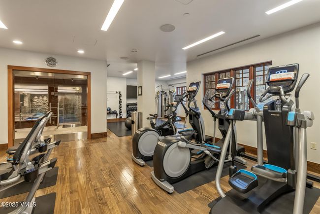 C - 141 E Meadow Dr, Condo with 2 bedrooms, 3 bathrooms and 1 parking in Vail CO | Image 30