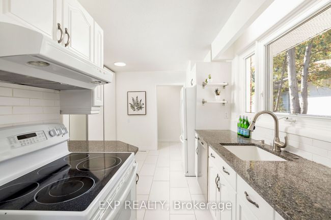 44 Rossburn Dr, House other with 4 bedrooms, 2 bathrooms and 3 parking in Etobicoke ON | Image 13