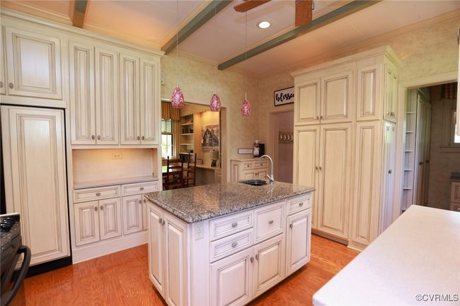 614 Main St, House other with 4 bedrooms, 5 bathrooms and null parking in Blackstone VA | Image 16