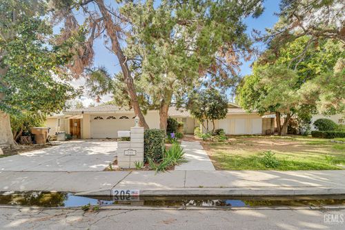 205 Haggin Street, Bakersfield, CA, 93309 | Card Image