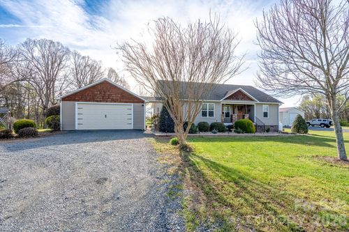 24376 Endy Rd, Albemarle, NC, 28001-9424 | Card Image