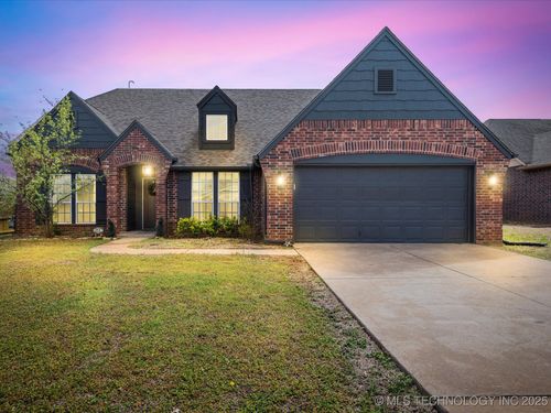 3017 Lincoln Rd, Bartlesville, OK, 74006-6436 | Card Image