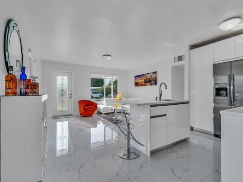 4721 Sw 108th Ave, Miami, FL, 33165-4851 | Card Image