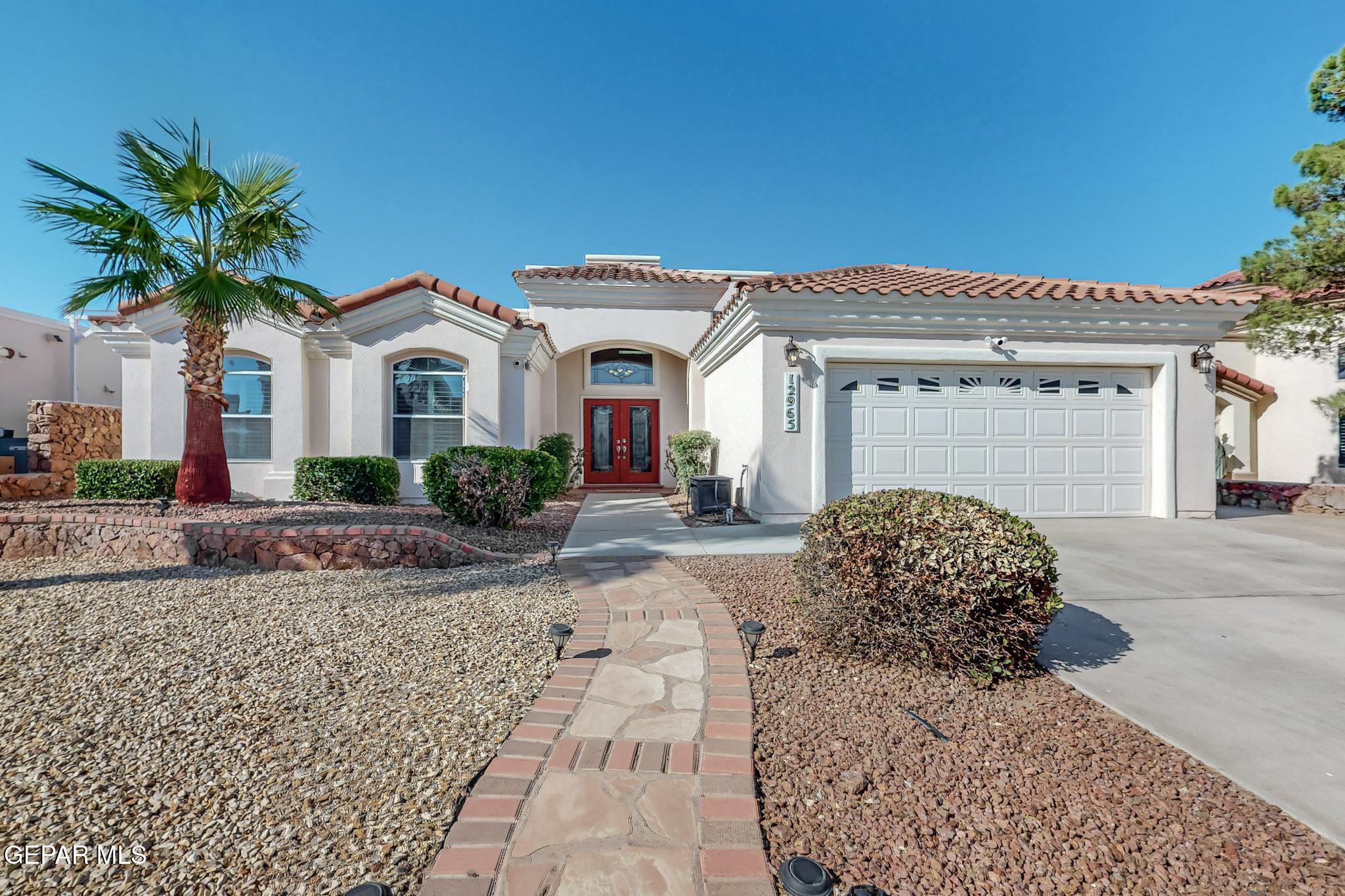 Kaitlyn Reece , El Paso, TX 79938