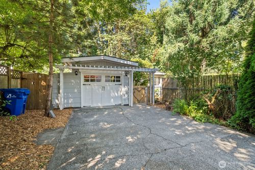 1801 Eastside Street Se, Olympia, WA, 98501 | Card Image