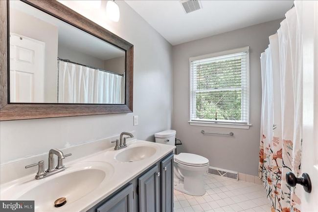 2010 Black Bird Cir, House other with 4 bedrooms, 3 bathrooms and null parking in AUDUBON PA | Image 33