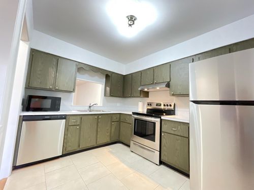 202-2302 Sunrise Blvd, Fort Pierce, FL, 34982-3504 | Card Image