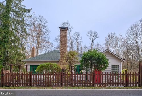 446 River Rd, PIPERSVILLE, PA, 18947-1623 | Card Image