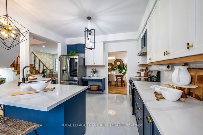 1533 Clearbrook Dr, House other with 5 bedrooms, 4 bathrooms and 2 parking in Oshawa ON | Image 15