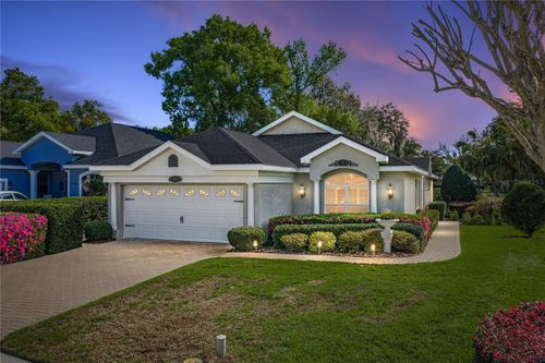 12410 Woodlands Cir, Dade City, FL, 33525-8267 | Card Image