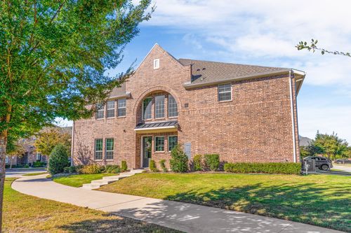 435 Madison Ave, Fairview, TX, 75069-1352 | Card Image