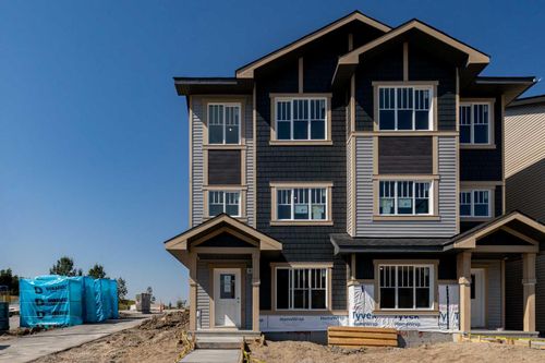 5 Tillotson Loop, Okotoks, AB, T1S4S8 | Card Image