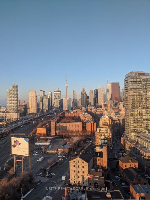 2109-70 Distillery Lane, Toronto, ON, M5A0E3 | Card Image