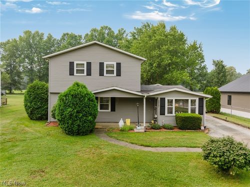 33721 Henwell Road, Columbia Station, OH, 44028 | Card Image