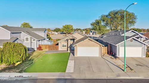 1041 Deena Way, Fallon, NV, 89406-3685 | Card Image