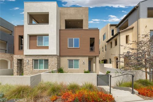 119 Zawn, Irvine, CA, 92618-1467 | Card Image