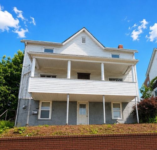 319 Lowell St, Vandergrift, PA, 15690-1532 | Card Image