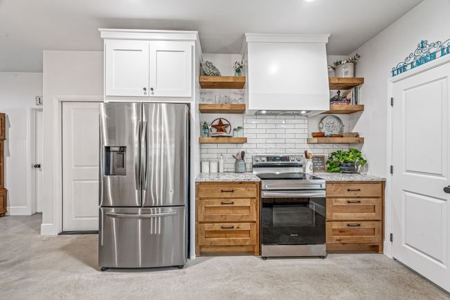 242 Little Tree, House other with 3 bedrooms, 3 bathrooms and null parking in Tolar TX | Image 20
