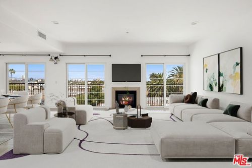 ph-4-8555 Cashio St, Los Angeles, CA, 90035-4929 | Card Image