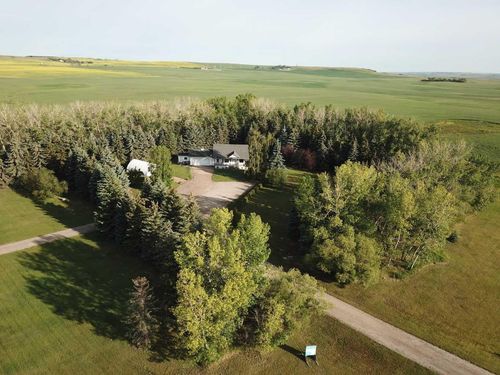 335016 Hi Way 21, Rural Kneehill County, AB, T0M2C0 | Card Image