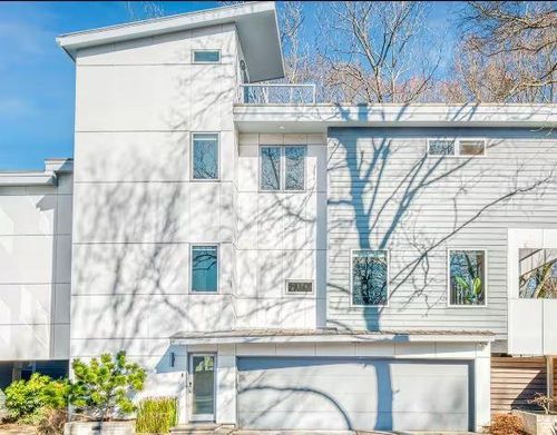 211 Marion Pl Ne, Atlanta, GA, 30307-2729 | Card Image