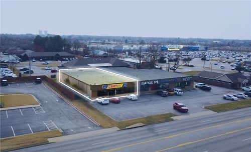101-2004 W Walnut St, Rogers, AR, 72756-3244 | Card Image