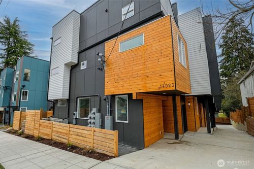 apt-c-14023 Greenwood Ave N, Seattle, WA, 98133-6889 | Card Image
