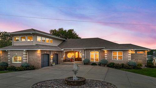 113 Lighthouse Pt, Gallatin, MO, 64640-6356 | Card Image