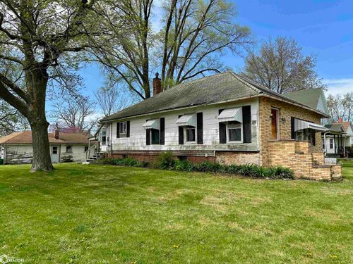 107 S Ohio Ave, Abingdon, IL, 61410-1428 | Card Image