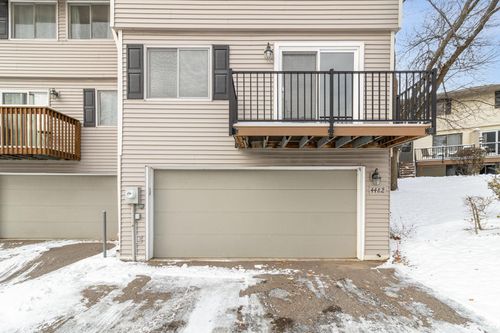4482 Victoria St N, Shoreview, MN, 55126-2244 | Card Image