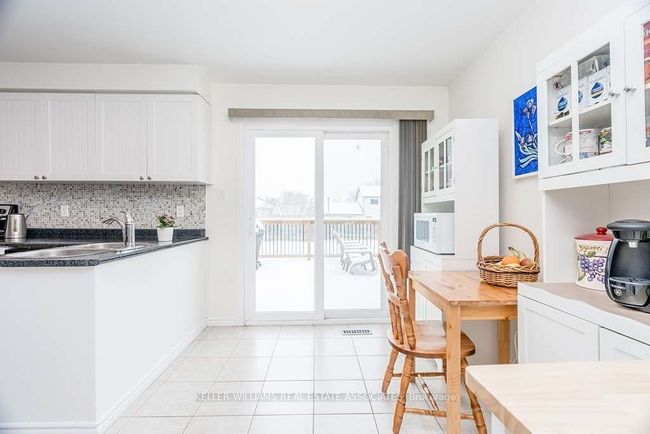 16 Julie St, House other with 4 bedrooms, 3 bathrooms and 2 parking in Angus ON | Image 8
